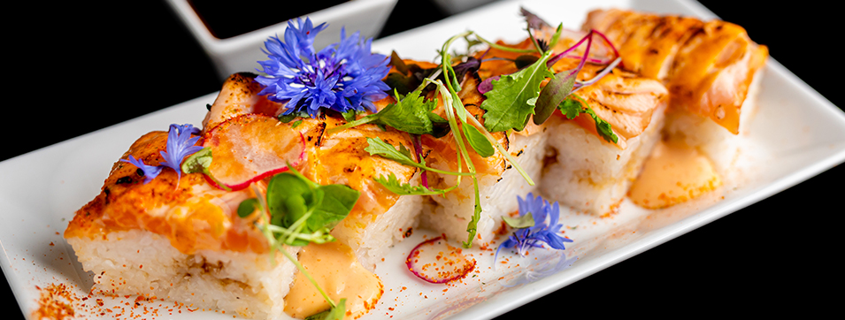 Spicy salmon oshizushi (pressed (oshi) and torched sushi)